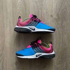 NIKE; AIR PRESTO ‘PHOTO BLUE PINK BLAST’